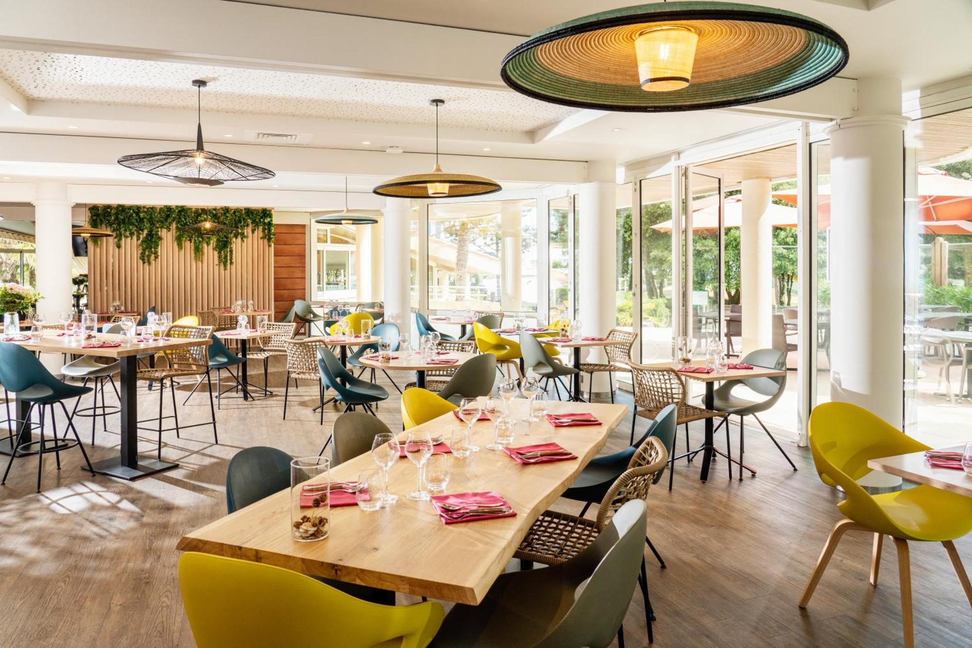 Hotel Valdys Thalasso & Spa - Les Pins Saint-Jean-de-Monts Exterior photo